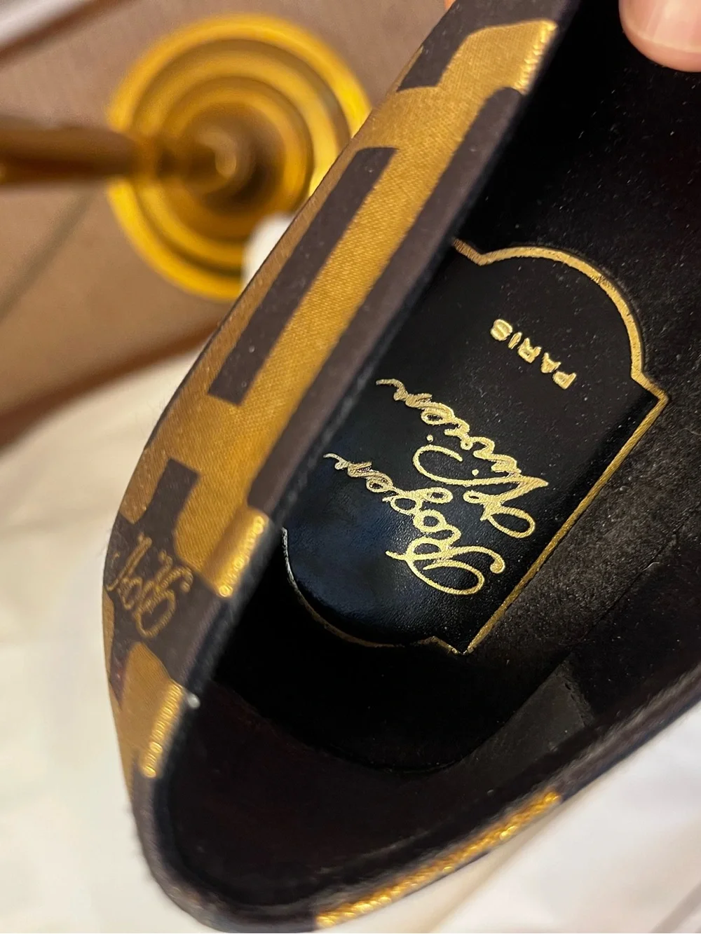 Roger Vivier Black/Gold Satin Buckle Flats w/ Crystal/Rhinestone Bckle 37 / 25mm